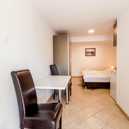Apartments Belani Херцег-Нови Экстерьер фото