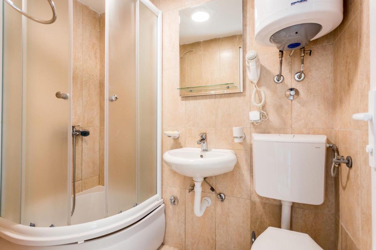Apartments Belani Херцег-Нови Экстерьер фото
