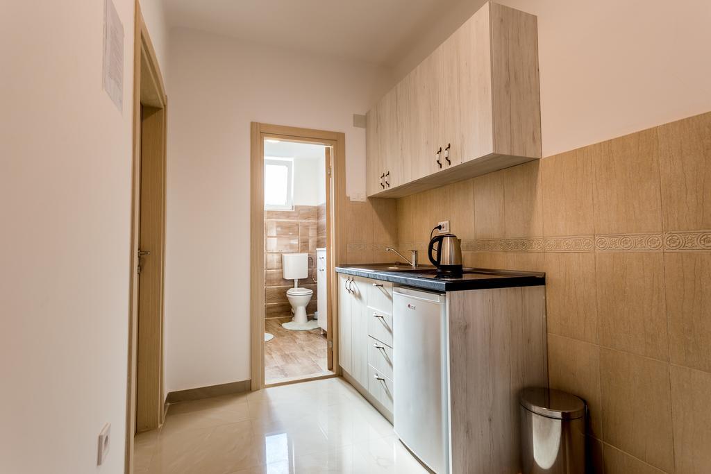 Apartments Belani Херцег-Нови Экстерьер фото