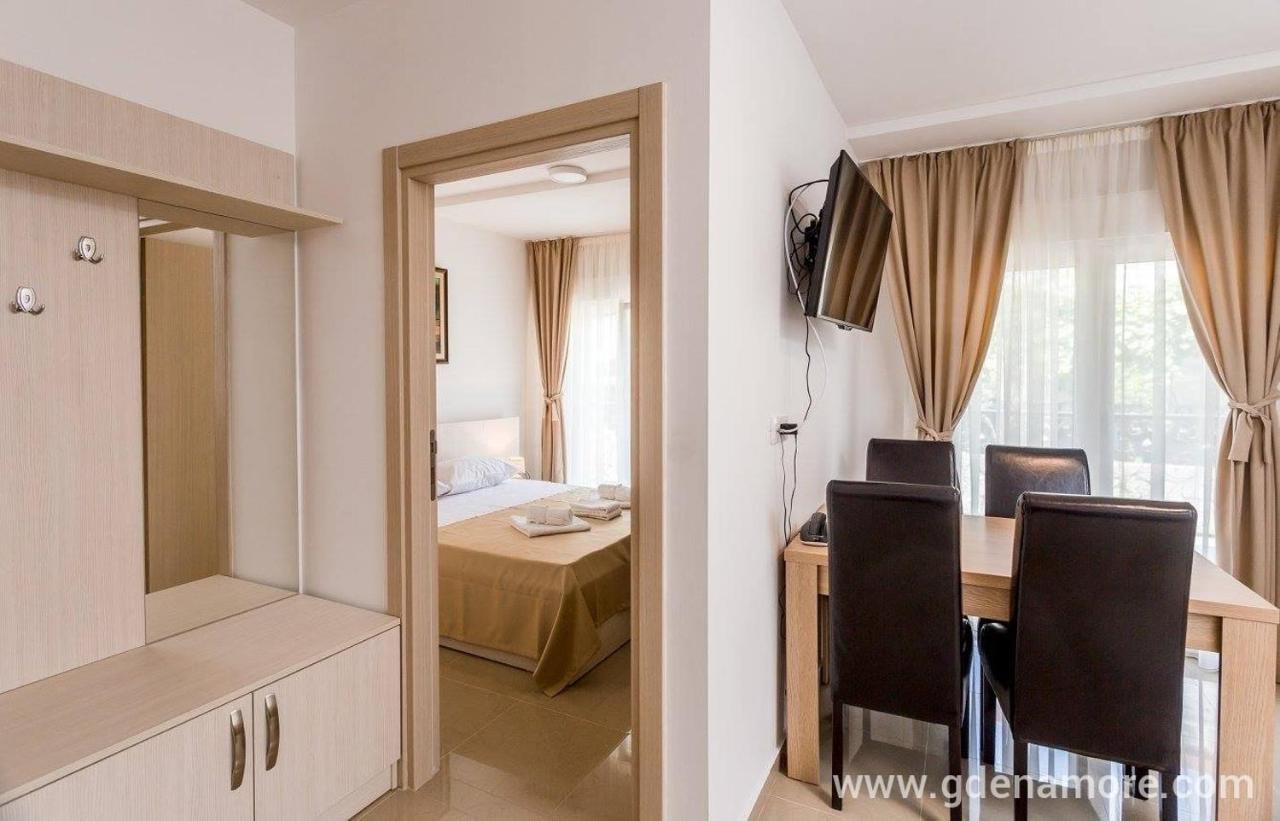 Apartments Belani Херцег-Нови Экстерьер фото